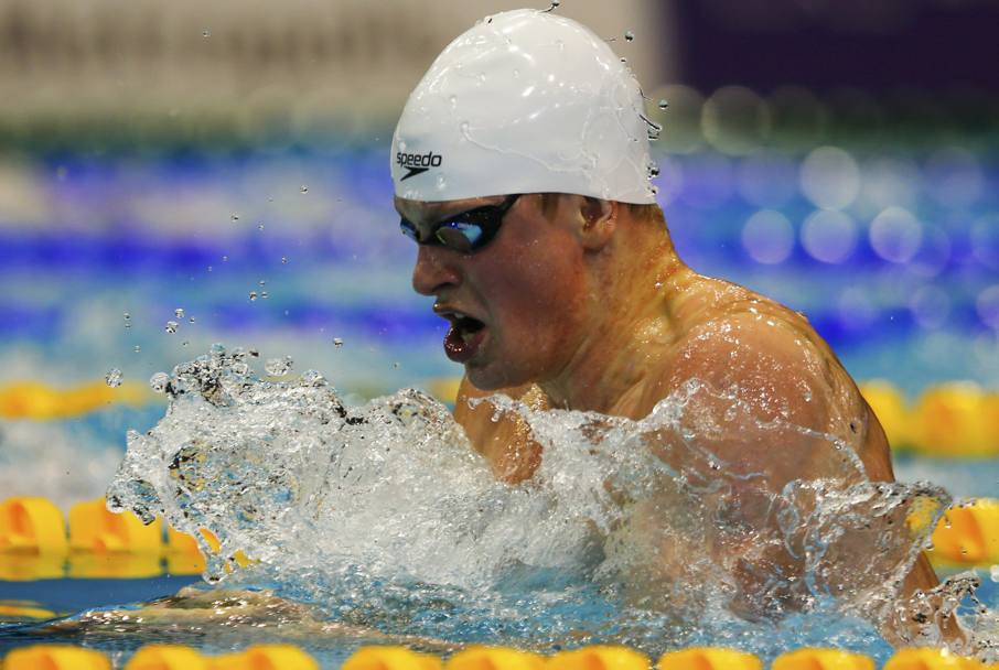 Adam Peaty, giovane promessa del nuoto britannico, durante le batterie dei 100 rana. Reuters